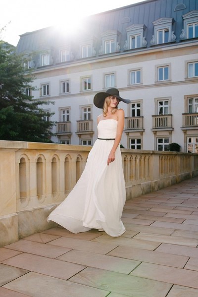 kuessdiebraut-Faye-1