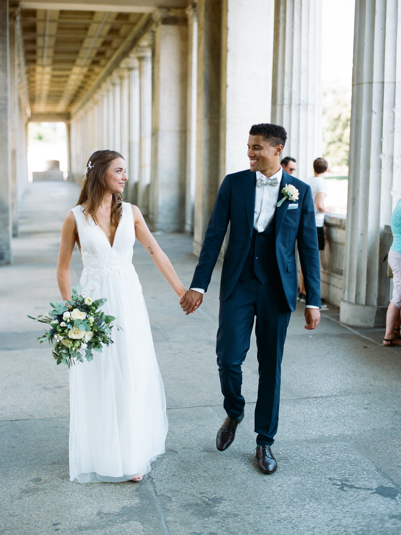 Internationale Hochzeit in Clärchens Ballhaus Berlin